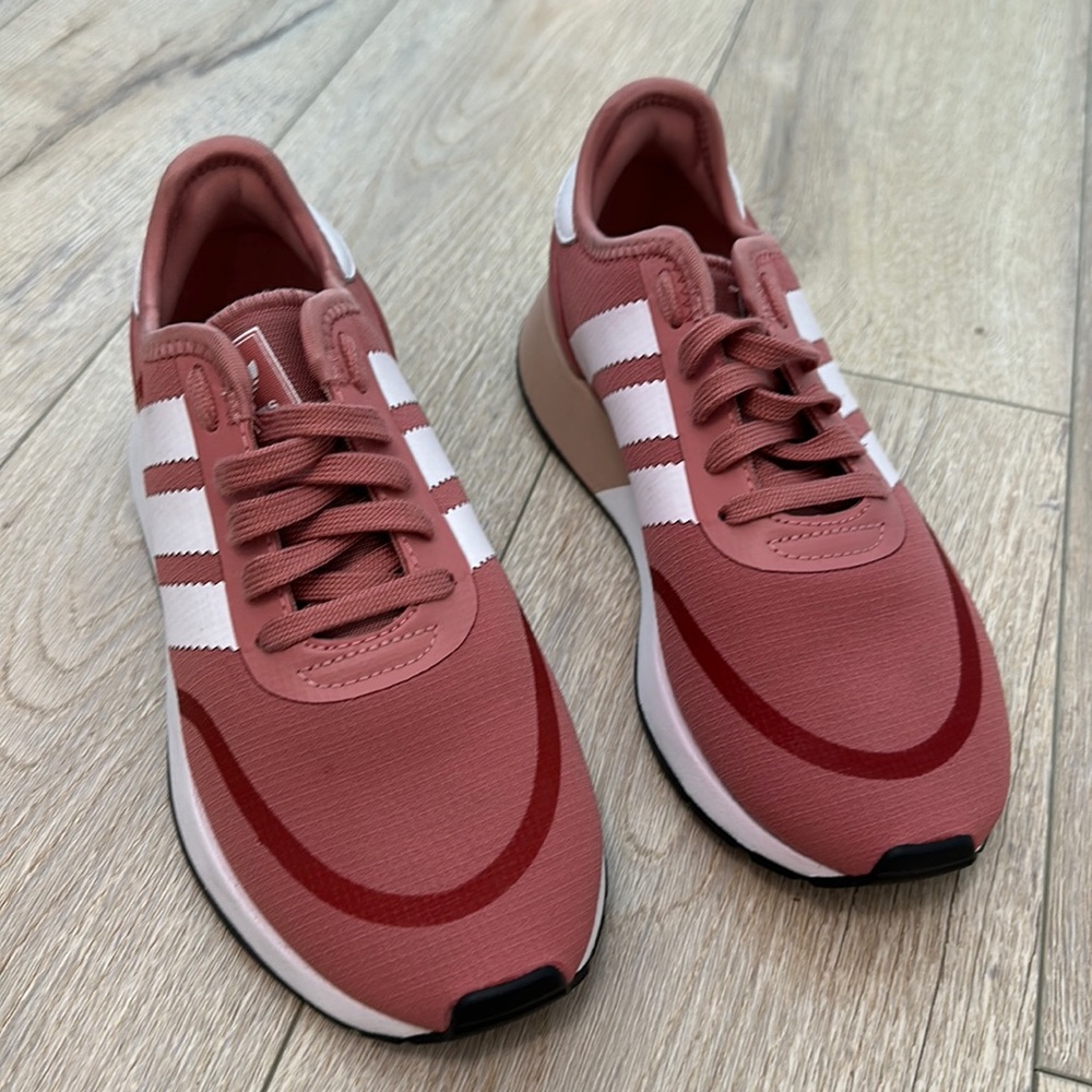 N5923 Adidas